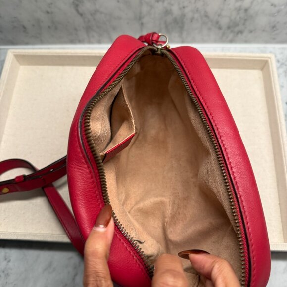 Gucci GG Marmont Small Shoulder Bag - Picture 6 of 8